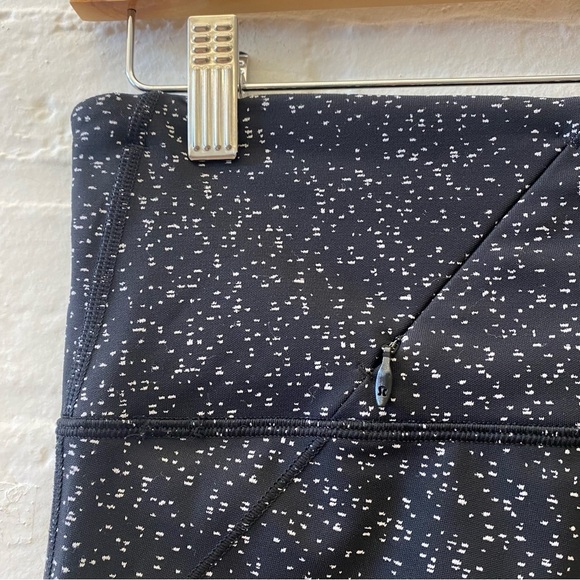 Lululemon || Rebel Runner Crop Magnetized Jacquard Black White Luxtreme 6 - Picture 5 of 13